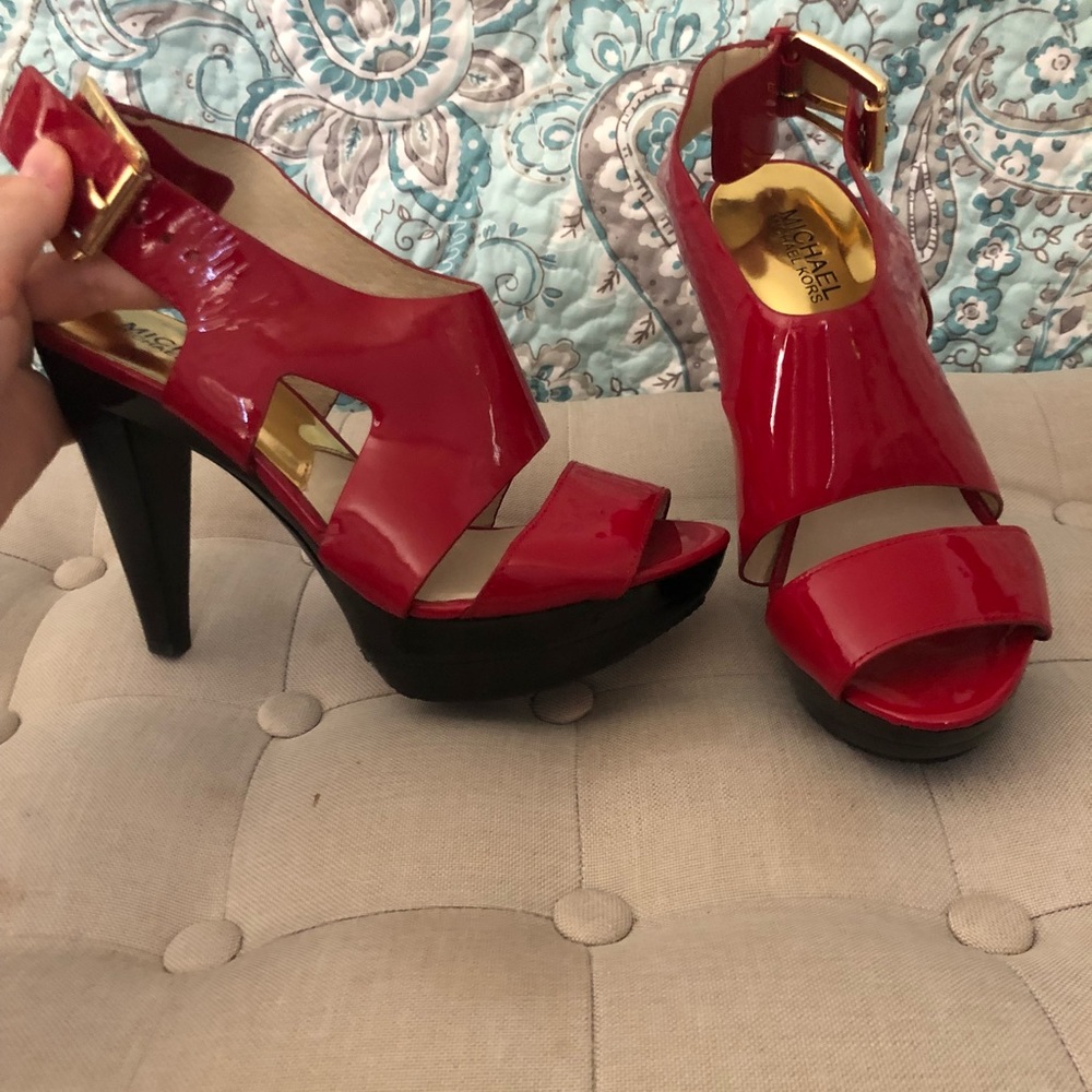 Michael kors heels 7.5